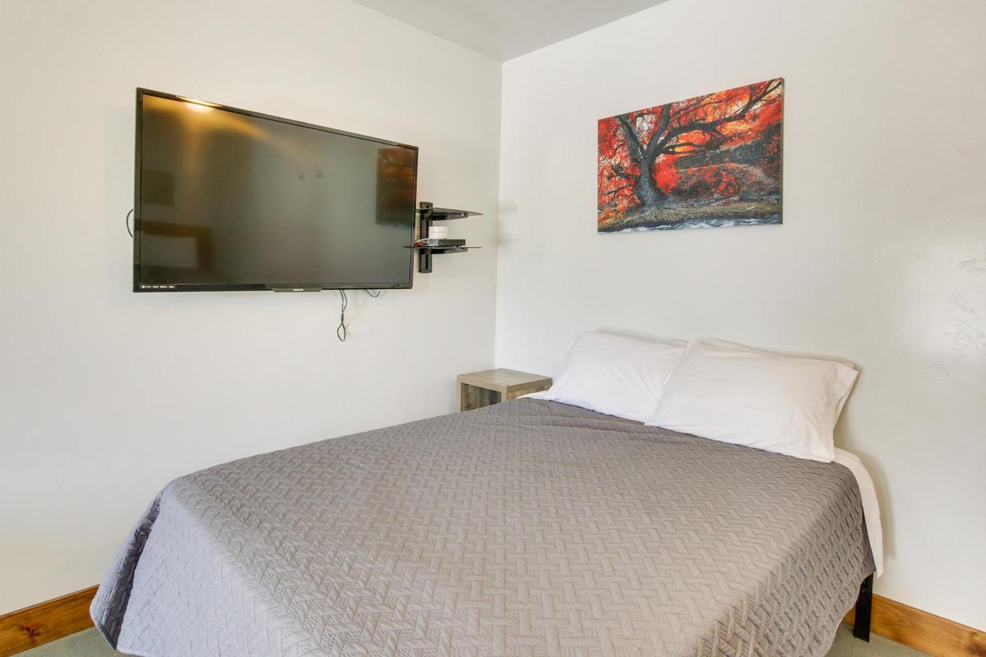 Lava Hot Springs Studio With Deck Walk To Hot Pools Luaran gambar
